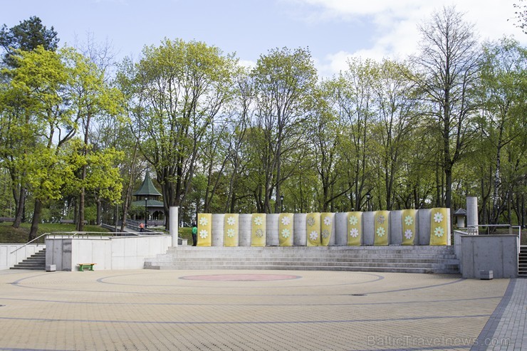 Travelnews.lv apskata Ziemeļblāzmas pils parku 149523