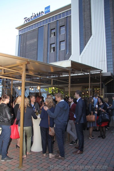 Rīgas restorāns «Piramīda» 4.06.2015 atklāj vasaras terasi un svin 5 gadu piederību «Radisson Blu» Rīgas restorāns «Piramīda» 4.06.2015 atklāj vasaras terasi un svin 5 gadu piederību «Radisson Blu» 151094
