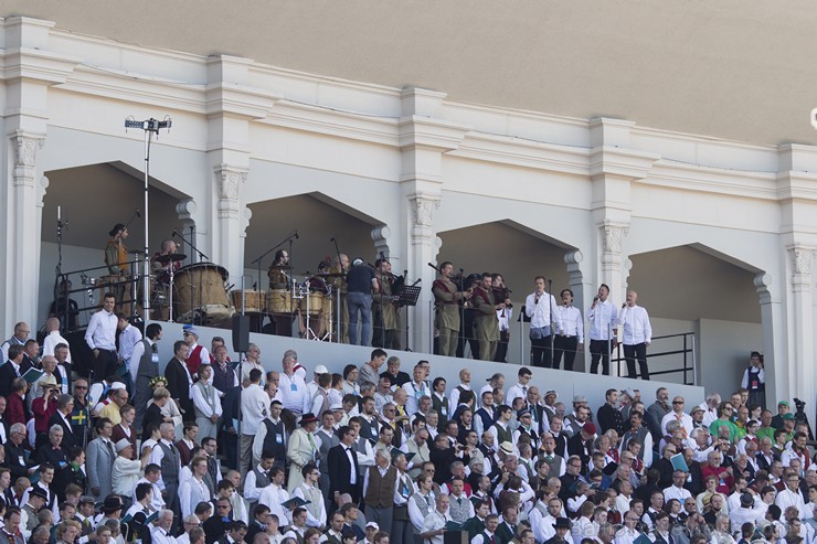 Ziemeļu un Baltijas valstu kori pieskandina Mežaparku 152805