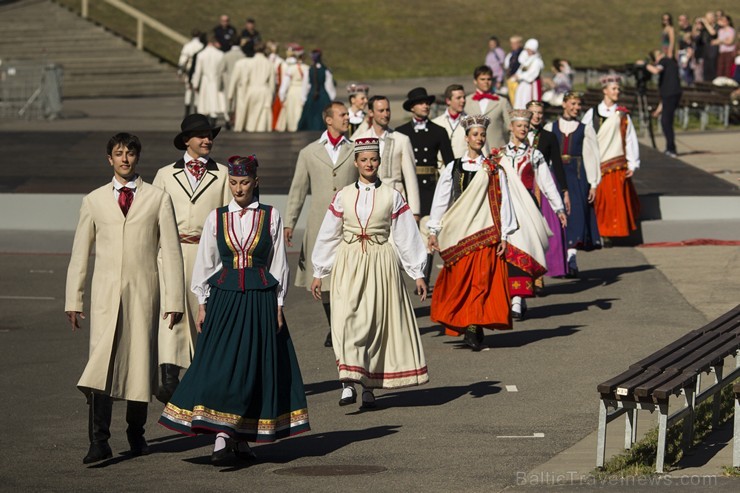 Ziemeļu un Baltijas valstu kori pieskandina Mežaparku 152810