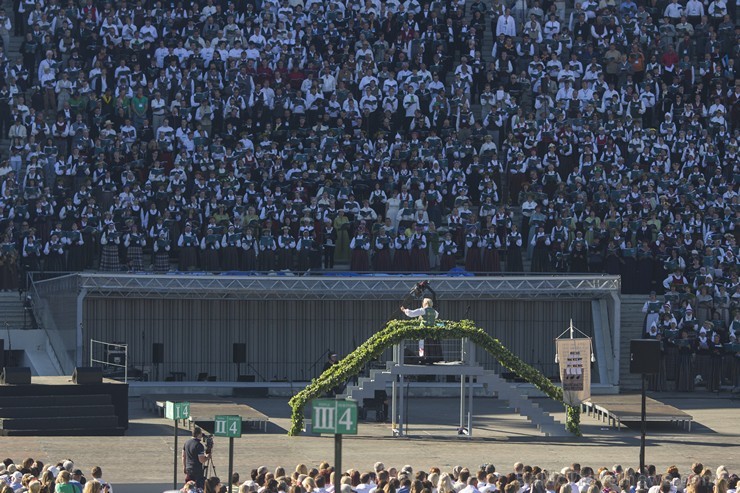 Ziemeļu un Baltijas valstu kori pieskandina Mežaparku 152844