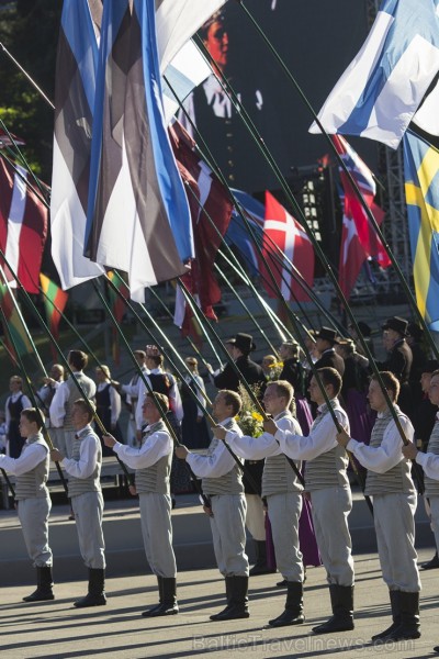 Ziemeļu un Baltijas valstu kori pieskandina Mežaparku 152847