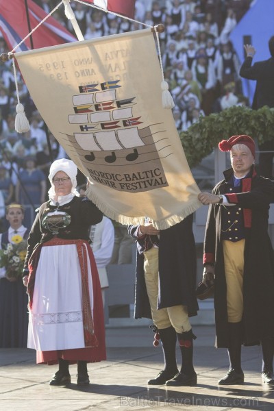 Ziemeļu un Baltijas valstu kori pieskandina Mežaparku 152851