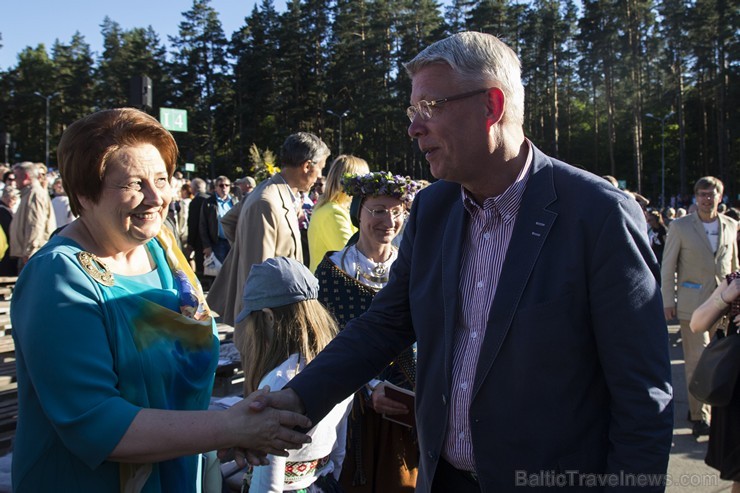 Ziemeļu un Baltijas valstu kori pieskandina Mežaparku 152861