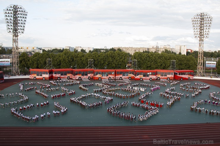 Aizvadīts tautas deju lieluzveduma «LĪDZ VARAVĪKSNEI TIKT» ģenerālmēģinājums 153551