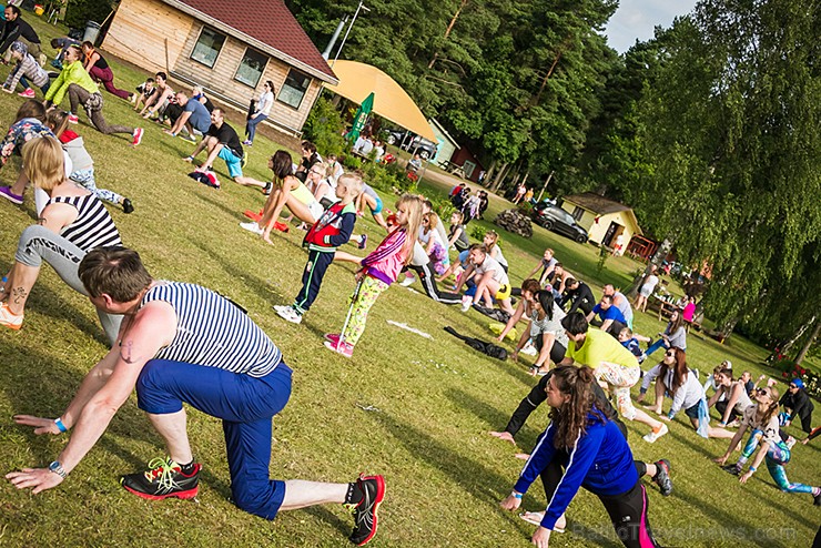 Fitnesa klubu tīkls Atletika atzīme 10 gadu jubileju ar krašņu pasākumu pirātu stilā www.atletika.lv Fitnesa klubu tīkls Atletika atzīme 10 gadu jubileju ar krašņu pasākumu pirātu stilā www.atletika.lv 156792