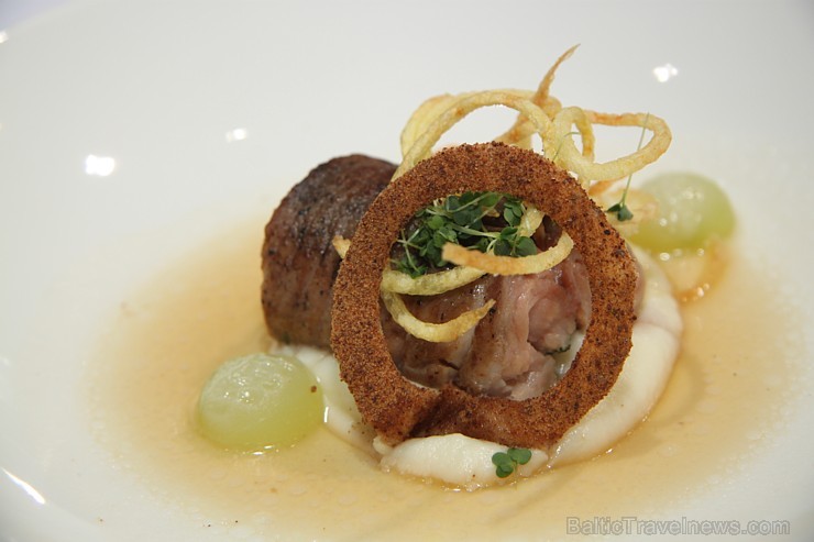 Starptautiskā šefpavāru žūrija 3.09.2015 izstādē Riga Food 2015 atzinīgi  vērtē «Latvijas pavārzellis 2015»  sagatavotos ēdienus 159808