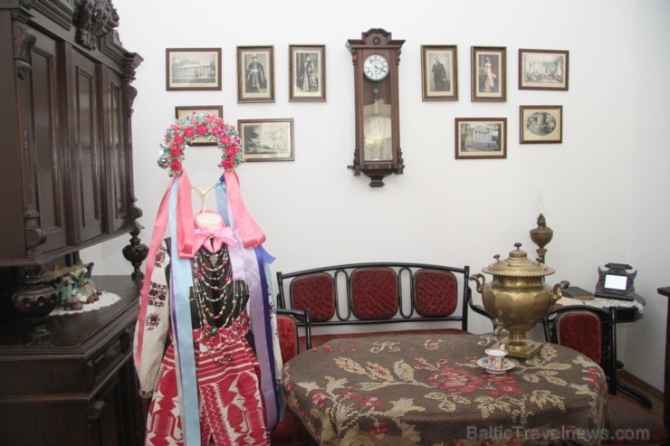 Travelnews.lv apmeklē Kočubeja māju jeb Ģenerālās tiesas māju Baturinā. Vairāk informācijas - www.baturin-capital.gov.ua Travelnews.lv apmeklē Kočubeja māju jeb Ģenerālās tiesas māju Baturinā. Vairāk informācijas - www.baturin-capital.gov.ua 162167