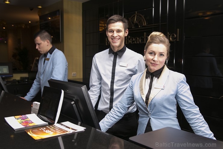 Saulainās nakts laikā Baltic Beach Hotel viesus iepazīstināja ar saviem piedāvājumiem, produktiem un pakalpojumiem Saulainās nakts laikā Baltic Beach Hotel viesus iepazīstināja ar saviem piedāvājumiem, produktiem un pakalpojumiem 163267