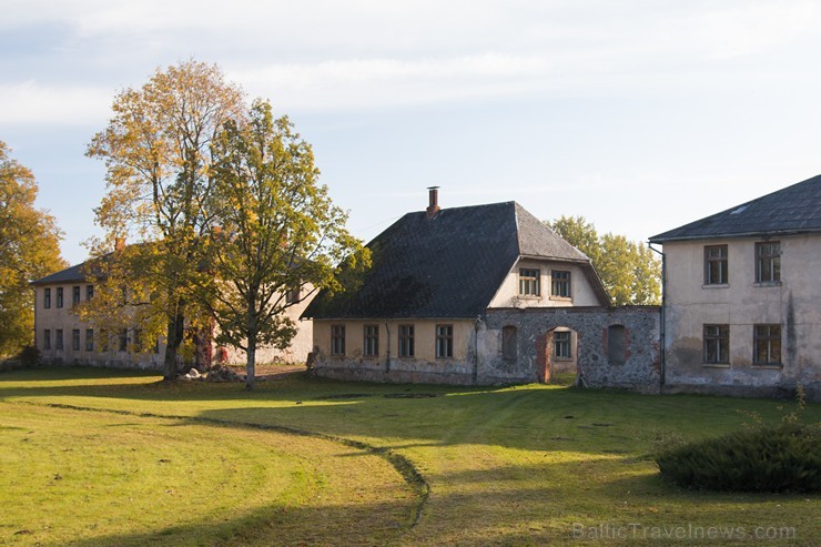 Katvaru muiža un tās apbūve ir valsts nozīmes arhitektūras piemineklis 163312