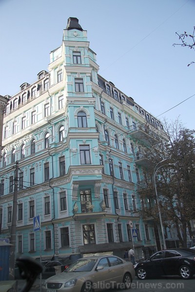 Kijeva piedāvā bagātīgu vēsturiskās un modernās arhitektūras mozaīku. Vairāk informācijas - www.kyivcity.travel Kijeva piedāvā bagātīgu vēsturiskās un modernās arhitektūras mozaīku. Vairāk informācijas - www.kyivcity.travel 163471