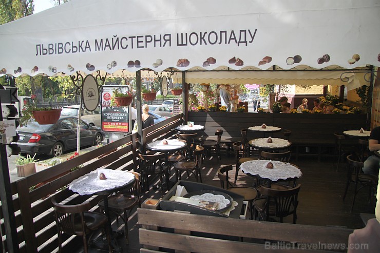 Kijeva piedāvā bagātīgu vēsturiskās un modernās arhitektūras mozaīku. Vairāk informācijas - www.kyivcity.travel Kijeva piedāvā bagātīgu vēsturiskās un modernās arhitektūras mozaīku. Vairāk informācijas - www.kyivcity.travel 163495