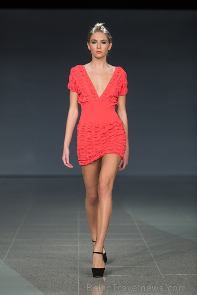 Rīgas modes nedēļa «Riga Fashion Week» kā magnēts pievelk radošu publiku. Foto: Mark Litvyakov/Arkady Gluhih Rīgas modes nedēļa «Riga Fashion Week» kā magnēts pievelk radošu publiku. Foto: Mark Litvyakov/Arkady Gluhih 164129
