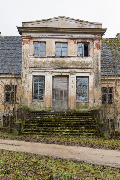 Pārbūves projektētājs, domājams, bijis arhitekts Teodors Zeilers, kura arhitektoniskais stils vērojams Cēres, Grenču un Rūmenes muižu, kā arī daudzu K Pārbūves projektētājs, domājams, bijis arhitekts Teodors Zeilers, kura arhitektoniskais stils vērojams Cēres, Grenču un Rūmenes muižu, kā arī daudzu K 165118