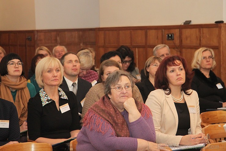 Latvijas Piļu un muižu asociācija ar starptautisku konferenci atzīmē 15 gadu jubileju Dundagas pilī Latvijas Piļu un muižu asociācija ar starptautisku konferenci atzīmē 15 gadu jubileju Dundagas pilī 165785