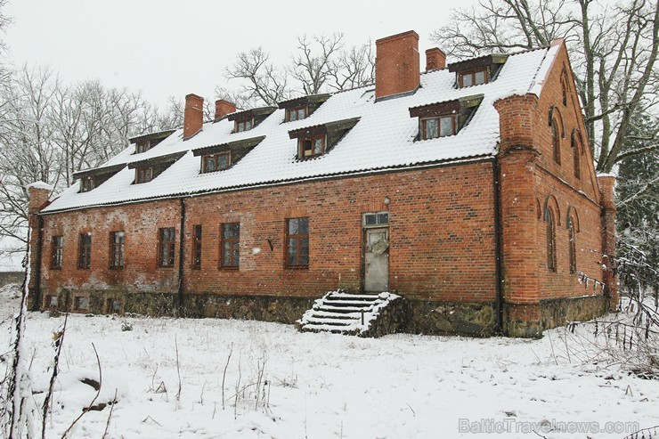 Travelnews.lv apskata Ķipēnu muižas kungu māju 168182