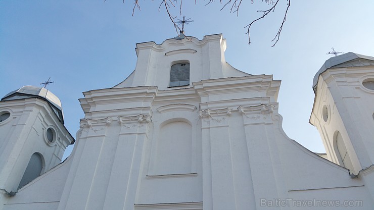 Travelnews.lv redakcija saulainajās Lieldienās ciemojas Latgales zemnieka sētā un Dagdas katoļu baznīcā Travelnews.lv redakcija saulainajās Lieldienās ciemojas Latgales zemnieka sētā un Dagdas katoļu baznīcā 171307