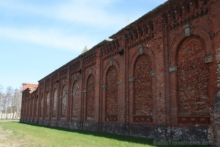 Liepājas Karostas cietums tika uzcelts 20. gadsimtā, kas sākotnēji bija hospitālis, taču kopš 1905. gada revolūcijas šī ēka tika izmantota kā militārp Liepājas Karostas cietums tika uzcelts 20. gadsimtā, kas sākotnēji bija hospitālis, taču kopš 1905. gada revolūcijas šī ēka tika izmantota kā militārp 172426