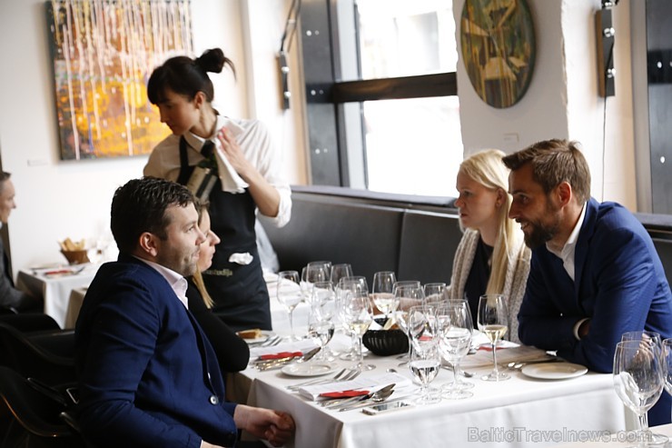 2016. gada 28. aprīlī «Vīna studija» gardēžiem dāvina burvīgas vakariņas ar Michelin šefpavāru Jeremi Fontin no Francijas 2016. gada 28. aprīlī «Vīna studija» gardēžiem dāvina burvīgas vakariņas ar Michelin šefpavāru Jeremi Fontin no Francijas 173547