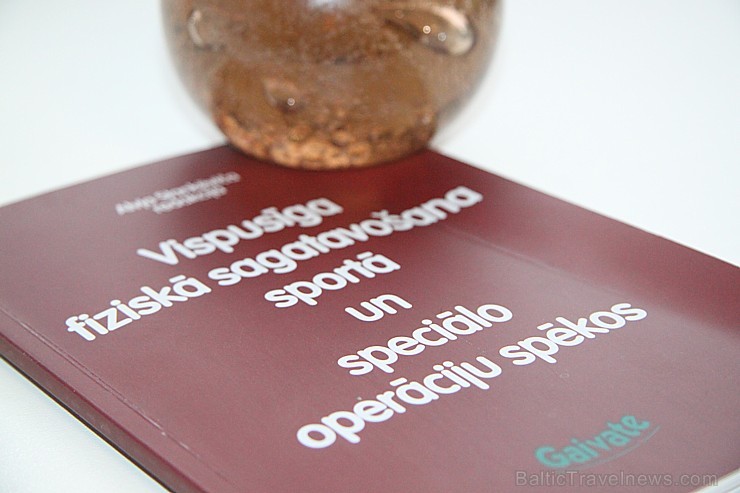 Vispusīgās fiziskās sagatavošanās treneris Alvis Stankēvičs prezentē 88 lappušu grāmatu «Vispusīga fiziskā sagatavošana sportā un speciālo operāciju s 176375