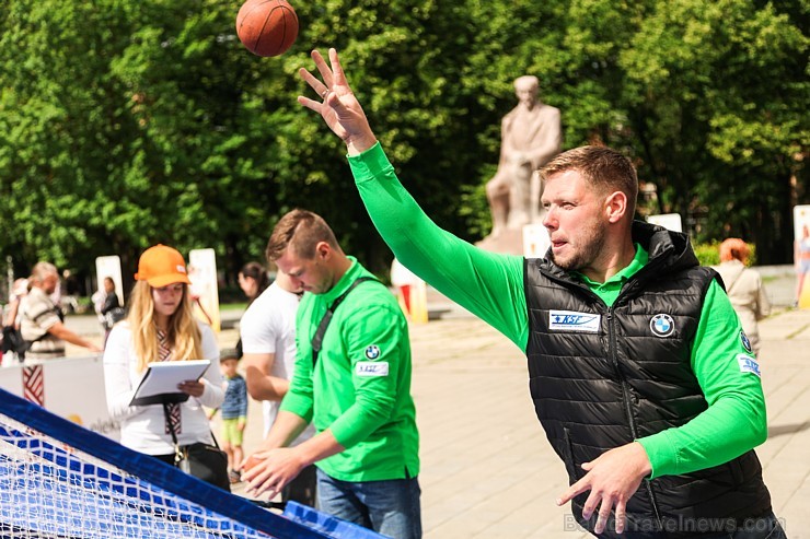 Rīgas centra Esplanādes parkā norisinājās sestais un noslēdzošais sporta un izklaides sērijas Rīgas centra Esplanādes parkā norisinājās sestais un noslēdzošais sporta un izklaides sērijas