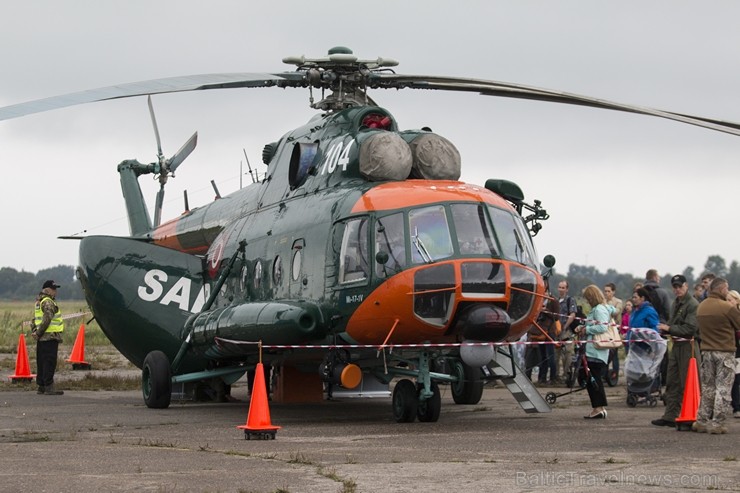 Ikgadējais aviācijas salidojums «Riga Fly-in 2016» Spilves lidlaukā pulcē aviācijas interesentus Ikgadējais aviācijas salidojums «Riga Fly-in 2016» Spilves lidlaukā pulcē aviācijas interesentus 181895