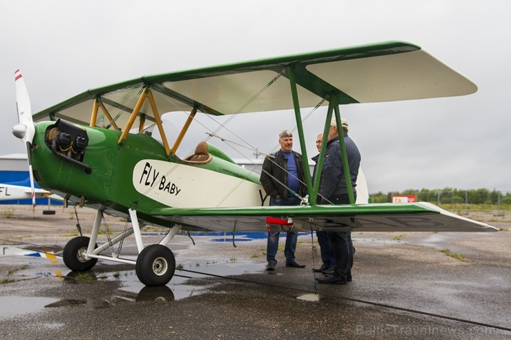 Ikgadējais aviācijas salidojums «Riga Fly-in 2016» Spilves lidlaukā pulcē aviācijas interesentus Ikgadējais aviācijas salidojums «Riga Fly-in 2016» Spilves lidlaukā pulcē aviācijas interesentus 181902
