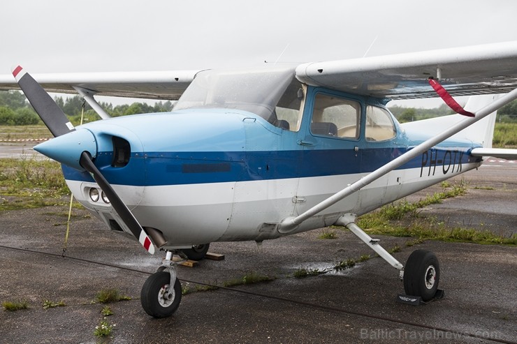 Ikgadējais aviācijas salidojums «Riga Fly-in 2016» Spilves lidlaukā pulcē aviācijas interesentus Ikgadējais aviācijas salidojums «Riga Fly-in 2016» Spilves lidlaukā pulcē aviācijas interesentus 181910