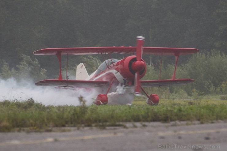 Ikgadējais aviācijas salidojums «Riga Fly-in 2016» Spilves lidlaukā pulcē aviācijas interesentus Ikgadējais aviācijas salidojums «Riga Fly-in 2016» Spilves lidlaukā pulcē aviācijas interesentus 181925