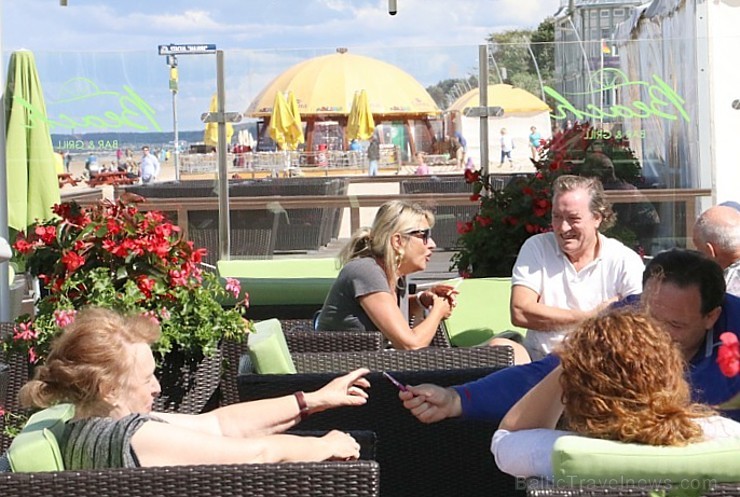 Jūrmalas piecu zvaigžņu viesnīca «Baltic Beach Hotel» aicina baudīt vasaru vairāku līmeņu terasēs Jūrmalas piecu zvaigžņu viesnīca «Baltic Beach Hotel» aicina baudīt vasaru vairāku līmeņu terasēs 182409