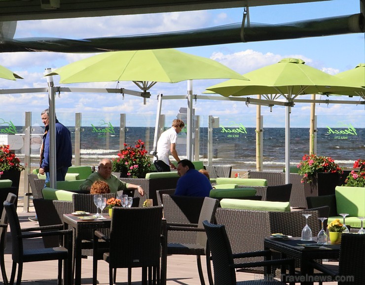 Jūrmalas piecu zvaigžņu viesnīca «Baltic Beach Hotel» aicina baudīt vasaru vairāku līmeņu terasēs Jūrmalas piecu zvaigžņu viesnīca «Baltic Beach Hotel» aicina baudīt vasaru vairāku līmeņu terasēs 182416