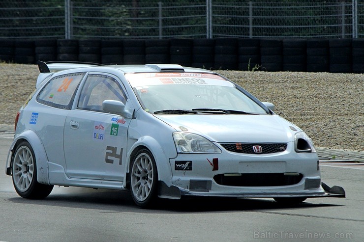 Ar spraigām cīņām trasē atzīmē Baltijas autošosejas festivāla «Riga Summer Race» 5 gadu jubileju Ar spraigām cīņām trasē atzīmē Baltijas autošosejas festivāla «Riga Summer Race» 5 gadu jubileju 182514