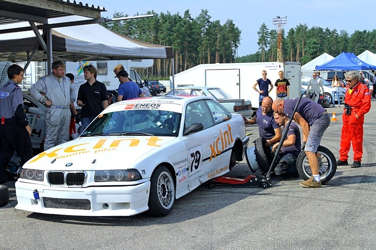 Ar spraigām cīņām trasē atzīmē Baltijas autošosejas festivāla «Riga Summer Race» 5 gadu jubileju Ar spraigām cīņām trasē atzīmē Baltijas autošosejas festivāla «Riga Summer Race» 5 gadu jubileju 182519