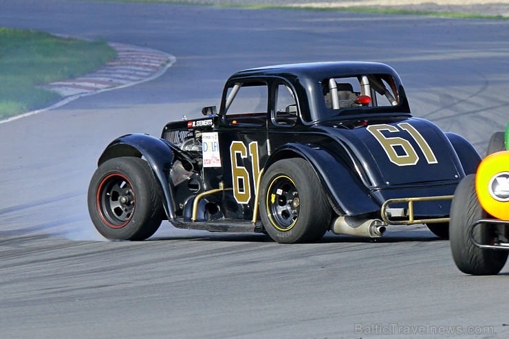 Ar spraigām cīņām trasē atzīmē Baltijas autošosejas festivāla «Riga Summer Race» 5 gadu jubileju Ar spraigām cīņām trasē atzīmē Baltijas autošosejas festivāla «Riga Summer Race» 5 gadu jubileju 182540