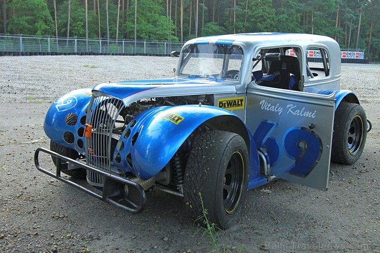 Ar spraigām cīņām trasē atzīmē Baltijas autošosejas festivāla «Riga Summer Race» 5 gadu jubileju Ar spraigām cīņām trasē atzīmē Baltijas autošosejas festivāla «Riga Summer Race» 5 gadu jubileju 182558