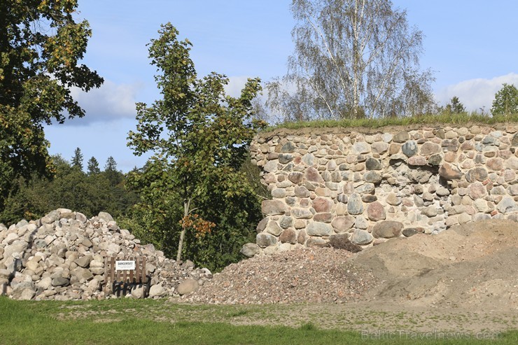 Livonijas ordeņa pilsdrupas Alūksnē ir iecienīta tūrisma un atpūtas vieta 183882