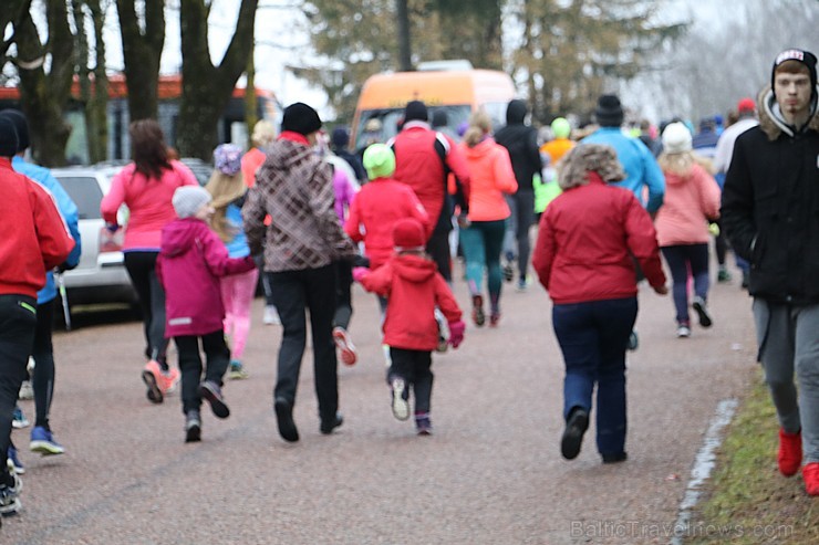 Latvijas dzimšanas dienu Rembate atzīmē ar 3 un 10 km skrējienu 
Foto atbalsts: Pulsometrs.lv 188097