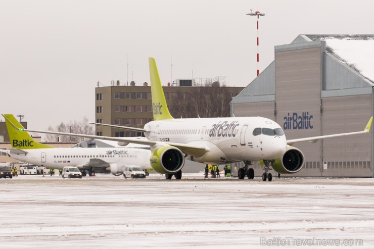 Rīga. Šodien, 2016.gada 30.novembrī Latvijas lidsabiedrība airBaltic Rīgā sagaidīja pasaulē pirmo Bombardier CS300 lidmašīnu. Rīga. Šodien, 2016.gada 30.novembrī Latvijas lidsabiedrība airBaltic Rīgā sagaidīja pasaulē pirmo Bombardier CS300 lidmašīnu. 188867