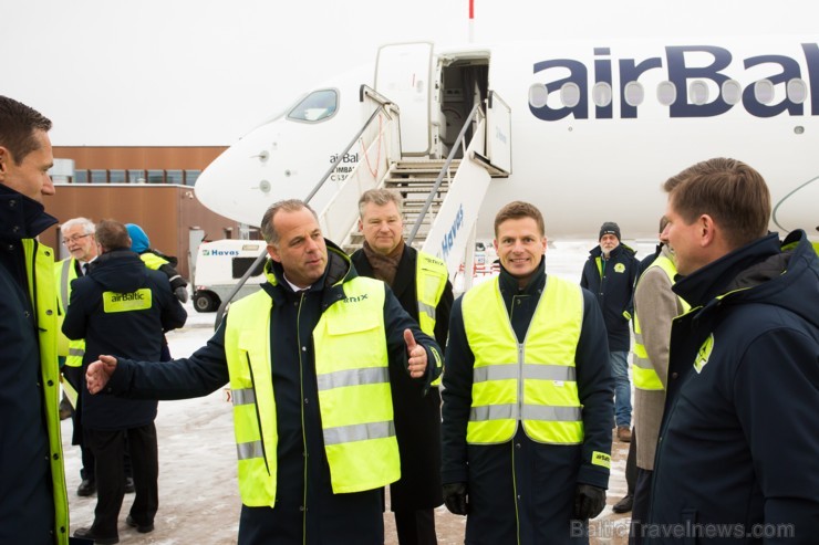 Rīga. Šodien, 2016.gada 30.novembrī Latvijas lidsabiedrība airBaltic Rīgā sagaidīja pasaulē pirmo Bombardier CS300 lidmašīnu. Rīga. Šodien, 2016.gada 30.novembrī Latvijas lidsabiedrība airBaltic Rīgā sagaidīja pasaulē pirmo Bombardier CS300 lidmašīnu. 188873