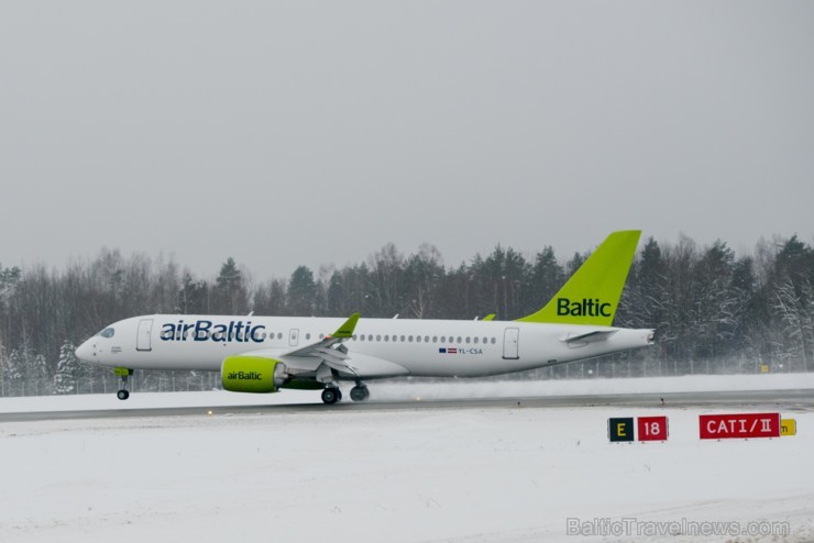 Rīga. Šodien, 2016.gada 30.novembrī Latvijas lidsabiedrība airBaltic Rīgā sagaidīja pasaulē pirmo Bombardier CS300 lidmašīnu. Rīga. Šodien, 2016.gada 30.novembrī Latvijas lidsabiedrība airBaltic Rīgā sagaidīja pasaulē pirmo Bombardier CS300 lidmašīnu. 188876