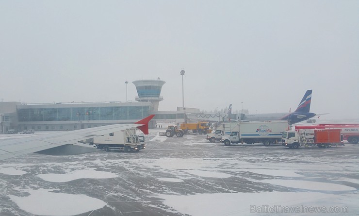Divi biznesa klases tūristi izbauda lidojumu Rīga - Maskava ar lidsabiedrību «Aaeroflot». Atbalsta: Baltic Travel Group Divi biznesa klases tūristi izbauda lidojumu Rīga - Maskava ar lidsabiedrību «Aaeroflot». Atbalsta: Baltic Travel Group 189668