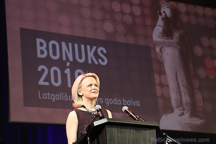 100 labākās Travelnews.lv bildes no latgaliešu kultūras gada balvas «Boņuks 2016», kur 26.02.2017 Rēzeknē pulcējās latgalieši un viesi 100 labākās Travelnews.lv bildes no latgaliešu kultūras gada balvas «Boņuks 2016», kur 26.02.2017 Rēzeknē pulcējās latgalieši un viesi 193313
