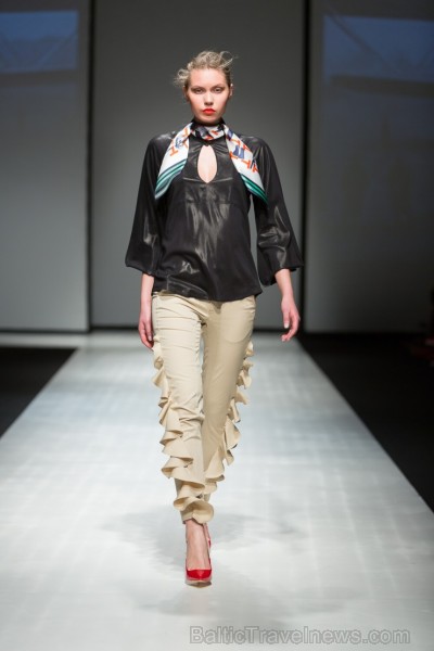 Ar krāšņiem pasākumiem aizvadīta Riga Fashion Week 194397