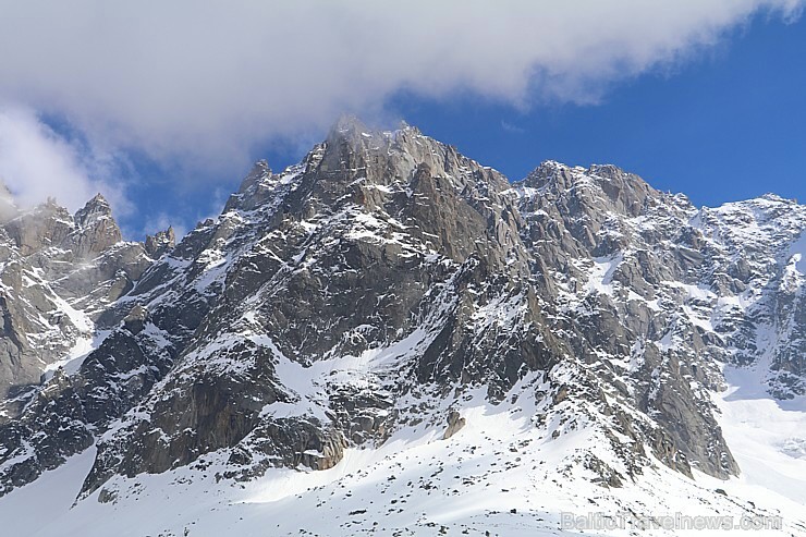 Travelnews.lv redakcija apmeklē 3 842 metru augsto Alpu virsotni «Aiguille du Midi». Atbalsta: Club Med Travelnews.lv redakcija apmeklē 3 842 metru augsto Alpu virsotni «Aiguille du Midi». Atbalsta: Club Med 194544
