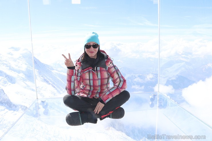 Travelnews.lv redakcija apmeklē 3 842 metru augsto Alpu virsotni «Aiguille du Midi». Atbalsta: Club Med Travelnews.lv redakcija apmeklē 3 842 metru augsto Alpu virsotni «Aiguille du Midi». Atbalsta: Club Med 194556