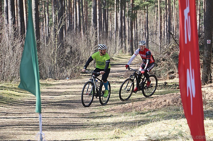 CSDD Biķernieku trase aicina skrējējus un velosipēdistus uz taku sezonas atklāšanu 194600