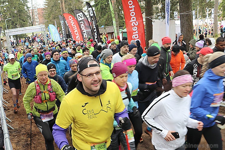 Ogres Zilo kalnu trases sniegā un lietū 15.04.2017 izskrien «Stirnubuks» susuri, vāveres, zaķi, stirnubuki un lūši Ogres Zilo kalnu trases sniegā un lietū 15.04.2017 izskrien «Stirnubuks» susuri, vāveres, zaķi, stirnubuki un lūši 195264