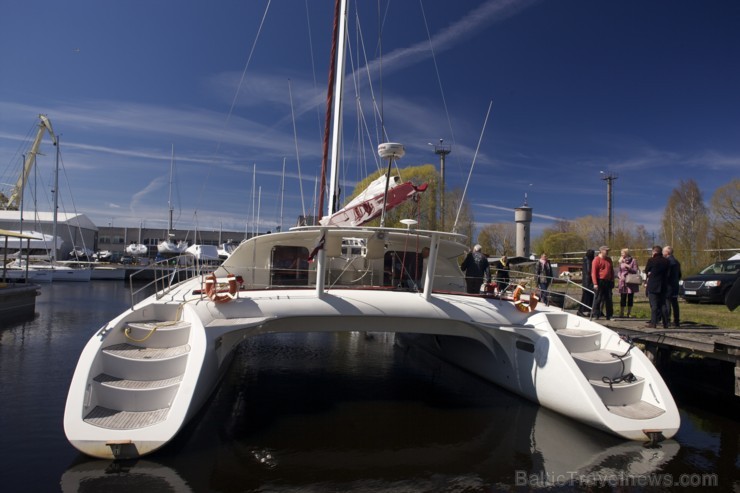 Lai padarītu Latvijas mazās ostas pieejamākas, tiek atklāts viens no jaunizveidotajiem «Helloports» info kioskiem Lai padarītu Latvijas mazās ostas pieejamākas, tiek atklāts viens no jaunizveidotajiem «Helloports» info kioskiem 197040