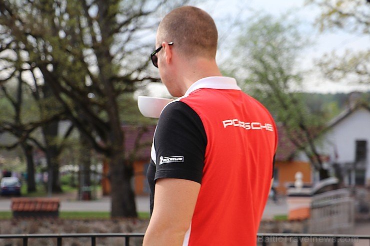 Travelnews.lv redakcija izbrauc «Porsche Road Tour» ar 8 spēkratiem un izbauda Vidzemes pavasari Travelnews.lv redakcija izbrauc «Porsche Road Tour» ar 8 spēkratiem un izbauda Vidzemes pavasari 197704