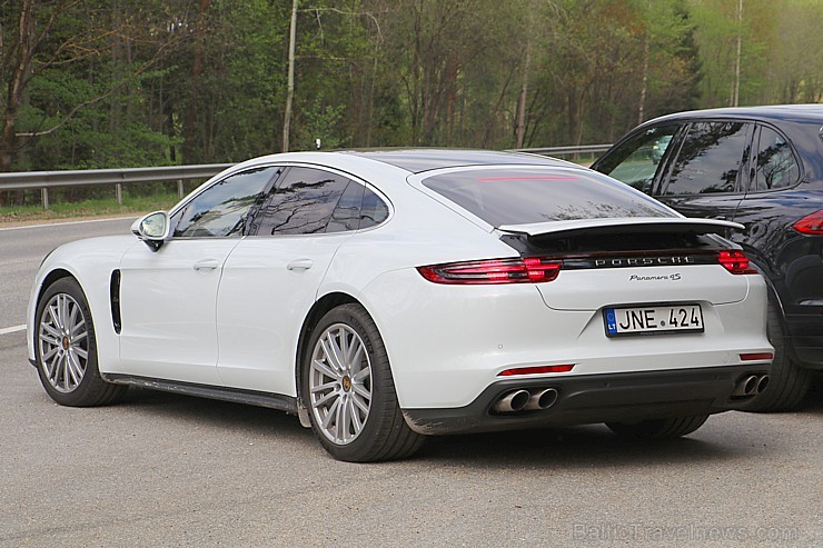 Travelnews.lv redakcija izbrauc «Porsche Road Tour» ar 8 spēkratiem un izbauda Vidzemes pavasari Travelnews.lv redakcija izbrauc «Porsche Road Tour» ar 8 spēkratiem un izbauda Vidzemes pavasari 197720
